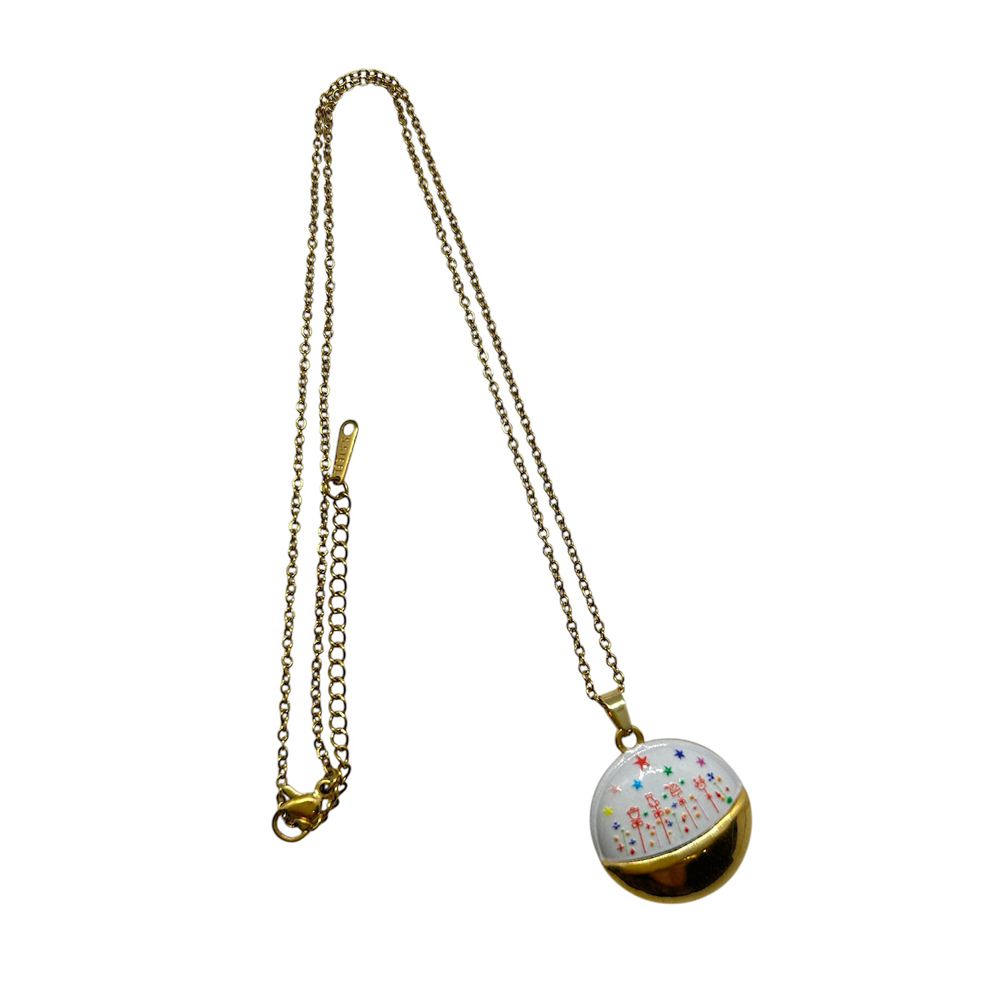 Κολιέ ατσάλινο χρυσό με χριστουγεννιάτικο τοπία.